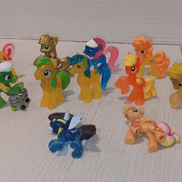 My Little Pony Mini Figures Blind Bag Lot Of 12 Figures Applejack Granny Smith - Picture 1 of 5